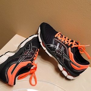 Women's 7 ASICS gel-ziruss 3